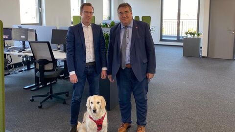 Regierungspräsident Weinmeister besucht die Fa. BCIS IT-Systeme in Kassel 