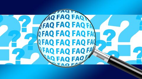 AQB-FAQ Eine Lupe vergrößert den Text "FAQ"