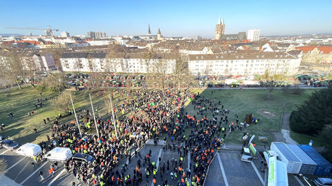 Großkundgebung am 10. Januar 