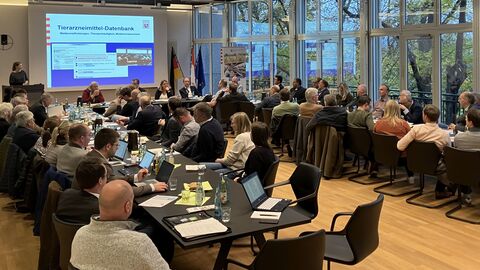 Regierungspräsident tauscht sich mit regionaler Landwirtschaft aus