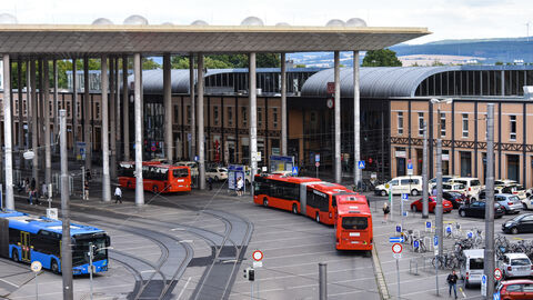 Vorplatz Bahnhof Wilhelmshöhe