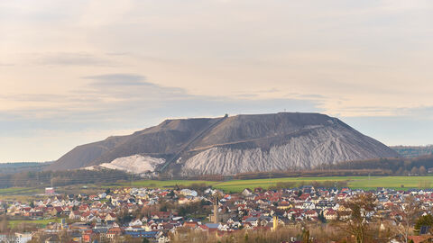 Obere Berg- und Wasserbehörde.